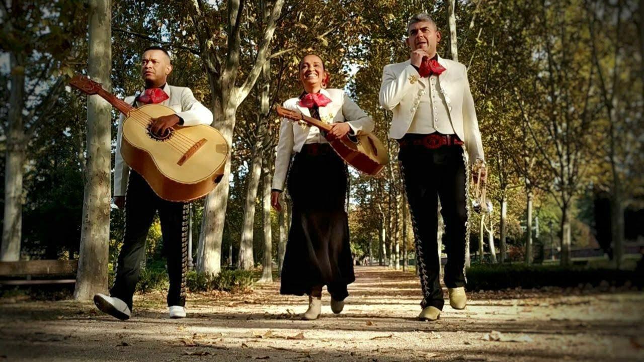 Mariachi Ases del Tenampa actuando en Madrid